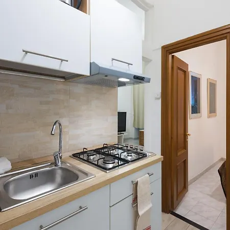 Dimora Alla Maddalena - Affitti Brevi Italia * Genua